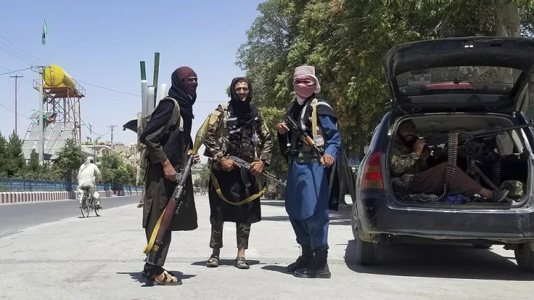 Talibani su zauzeli drugi najveći grad u Afganistanu: Britanija i SAD &scaron;alju vojnike da pomognu u evakuaciji njihovih državljana