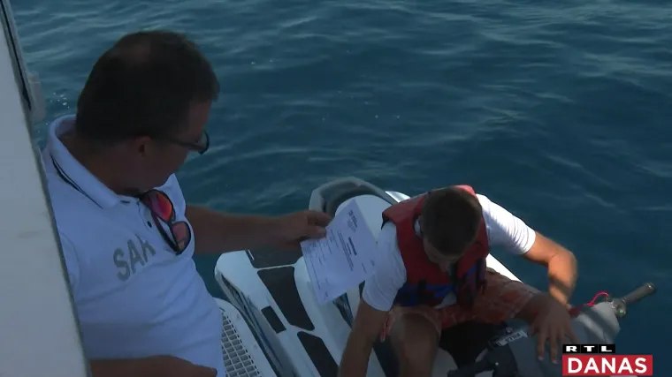 U velikoj akciji kontrole jet skija najvi&scaron;e prekr&scaron;aja zaradili su vozači zbog vožnje bez dozvole