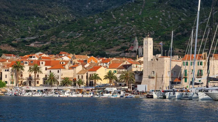 Nesno&scaron;ljiv vremenski fenomen sinoć pogodio Dalmaciju: On je uvod u vrlo vruć kraj tjedna na jugu Hrvatske