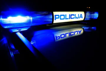 Automobil naletio na majku i dijete u Pakracu: Hitno su prevezeni u bolnicu