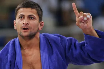 Olimpijski pobjednik završio u zatvoru, optužen je za sudjelovanje u trostrukom ubojstvu