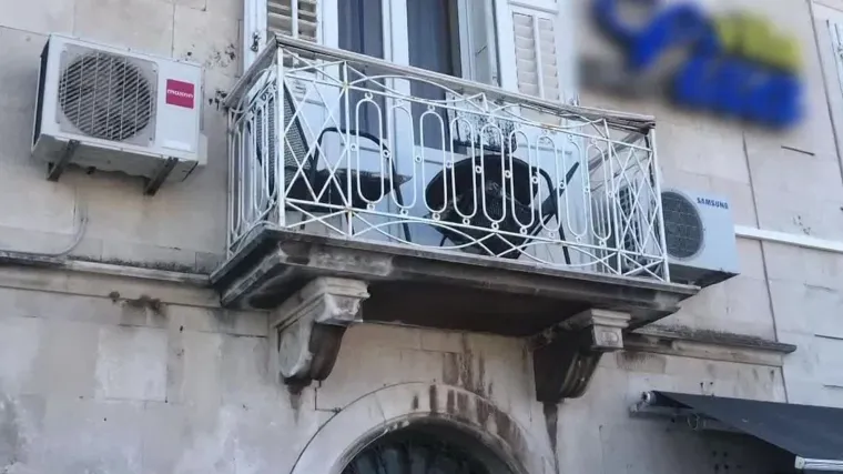 U Čiovu letjeli &scaron;ahtovi, sreća da nitko nije stradao: 'Mogla je to biti opasna situacija jer tuda prolazi puno ljudi'