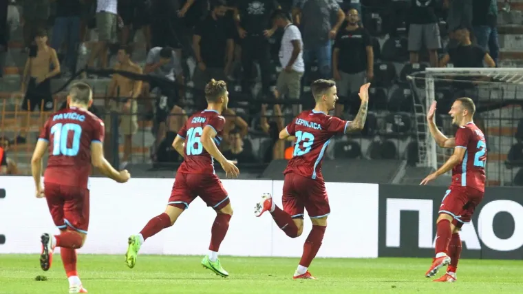 Grci u totalnom bedu: 'Žarko smo htjeli pobjedu, ali smo udarili glavom u zid. Nismo imali pojma kako prijeći obranu Hrvata'