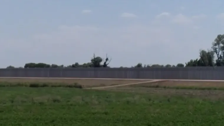 Pogledajte ogradu koju je Grčka izgradila na granici s Turskom. Sve zbog straha da bi uskoro mogao krenuti novi veliki migrantski val