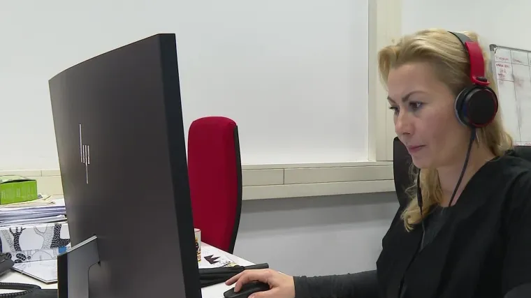 Novinarka Danka Derifaj na meti uvreda i prijetnji zbog Thompsona: Kako spriječiti Facebook mržnju?