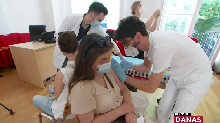 Potvrdili da kroz pola godine pada za&scaron;tita dvama od najpopularnijih cjepiva protiv covida. Ali, ima i dobra vijest