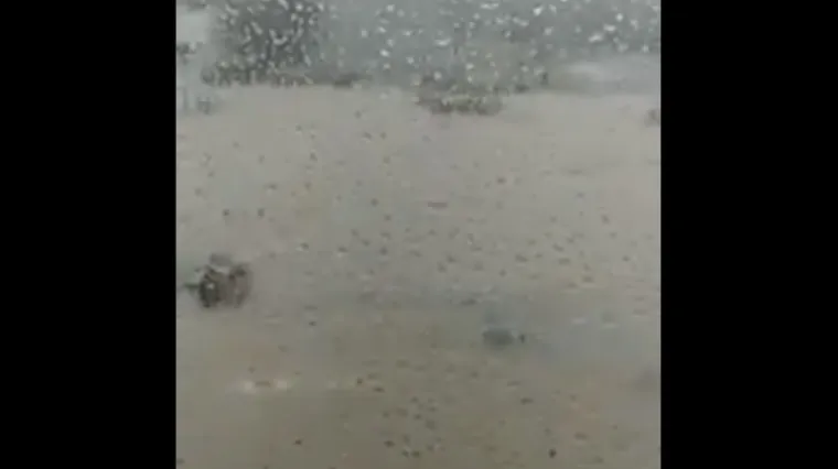 VIDEO Žena je snimala kako nadire vodena bujica, a onda je odnijela i nju. Poginula je. 'Bože, ovo je zastra&scaron;ujuće'