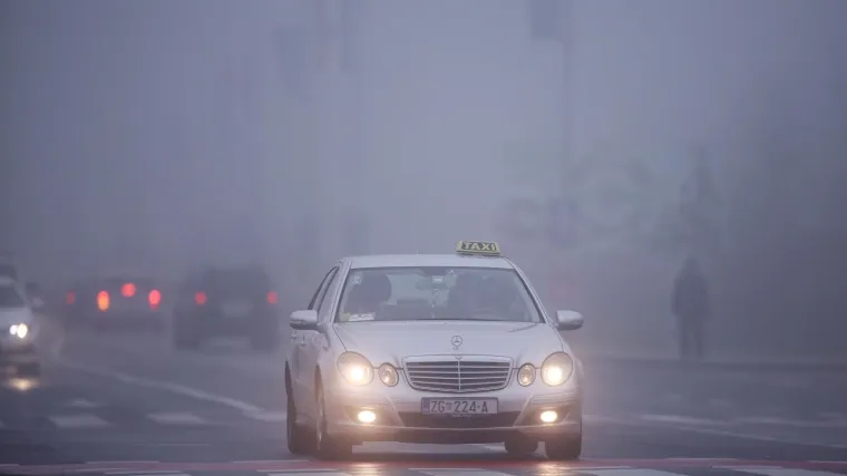 Oprezno prilikom vožnje! Magla smanjuje vidljivost mjestimice na cestama u unutra&scaron;njosti