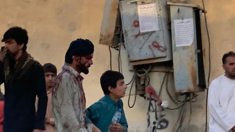 VIDEO Samoubilački napad ispred kabulskog aerodroma, oglasili se Talibani: 'Upozoravali smo na ovo'