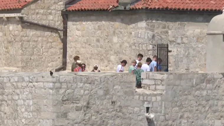 Dubrovačke zidine mogle bi oboriti rekord po broju posjetitelja: 'Skupo je, ali vrijedi'