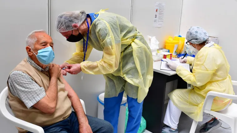 BiH ubrzano nabavlja cjepivo, no zanimanje slabi: 'Ispada da treba netko poput Đokovića izaći i kazati im da se cijepe'