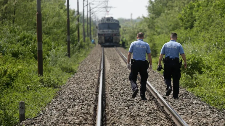 Uz prugu u Varaždinu pronađeno mrtvo tijelo mu&scaron;karca, policija istražuje uzrok smrti