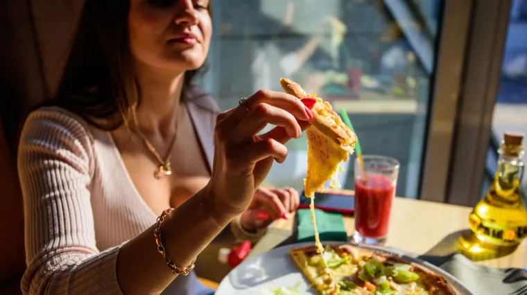 Koji se horoskopski znak voli prejedati, a tko bi trebao uklanjati masne komade oko &scaron;nicli?