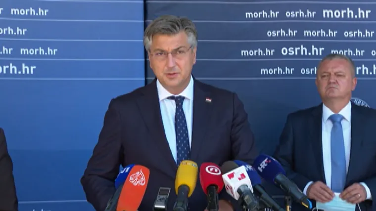 Plenković: 'Proces obnove nakon potresa se treba ubrzati. Nitko nije obećao brzo rje&scaron;enje preko noći'