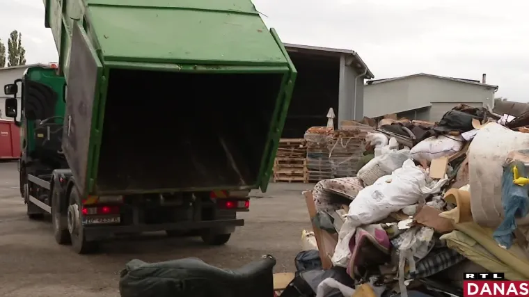 Drobilice nema jo&scaron; tjednima, građani otkrili koliko će trpjeti, ministar Ćorić začuđen &scaron;to ga nitko ne traži ekspertizu