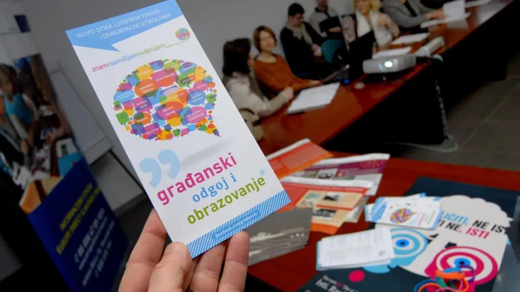 Toma&scaron;ević najavio uvođenje građanskog odgoja u &scaron;kole. O čemu se točno radi?