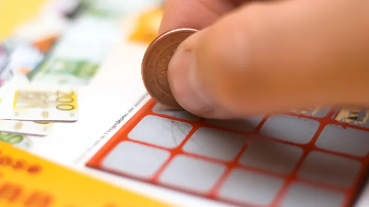 Osvojila pola milijuna eura, pa ostala bez srećke: Htjela je provjeriti zgoditak, no vlasnik dućana imao je druge namjere