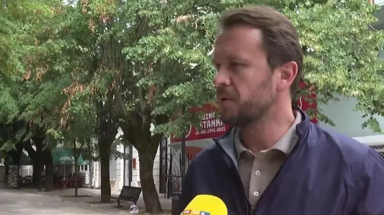 Biv&scaron;i crnogorski ministar o neredima: 'Nikad se nije dogodilo da za ustoličenje koristite helikopter, duge cijevi...'