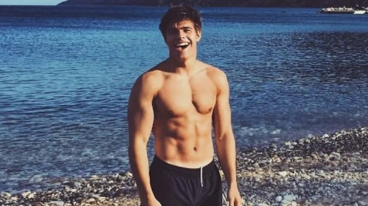 Princ iz snova: Svijet poludio za najzgodnijim članom monarhije, prvi koji će biti marinac