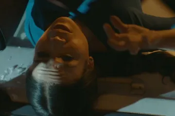 Scena Meghan Markle u traileru filma o njoj i Harryju podigla ogromnu prašinu: 'Odvratno i bezukusno'