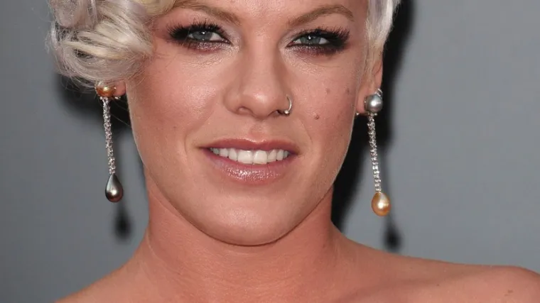 Ljubila se s curama, započinjala tučnjave i hodala polugola: Danas je druga osoba, ali škakljive fotke su i dalje tu