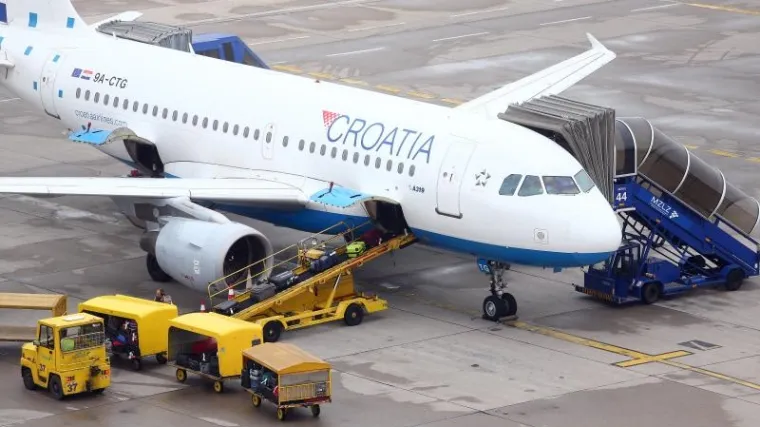 Zrakoplov Croatia Airlines u letu ostao bez komunikacija