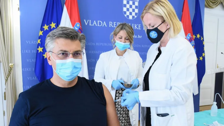 Premijer Plenković cijepio se drugom dozom nakon preboljenja: 'Cijepljenje je najbolja obrana'