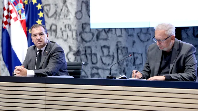 VIDEO Bero&scaron;: 'Virus žrtve nalazi među necijepljenima. Cijepite se!'; Najavio i uvođenje obaveznih Covid potvrda u zdravstvu