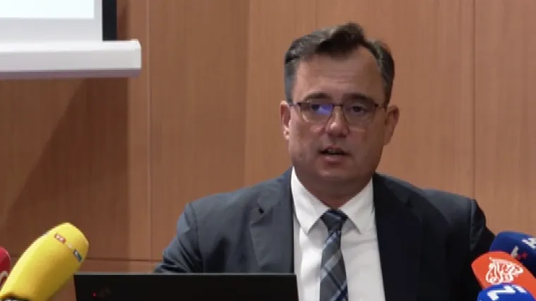 Tužan i razočaran Vanđelić: 'Možda sam trebao skočiti na stol, vikati, galamiti, okretati stolove da se stvari dogode'