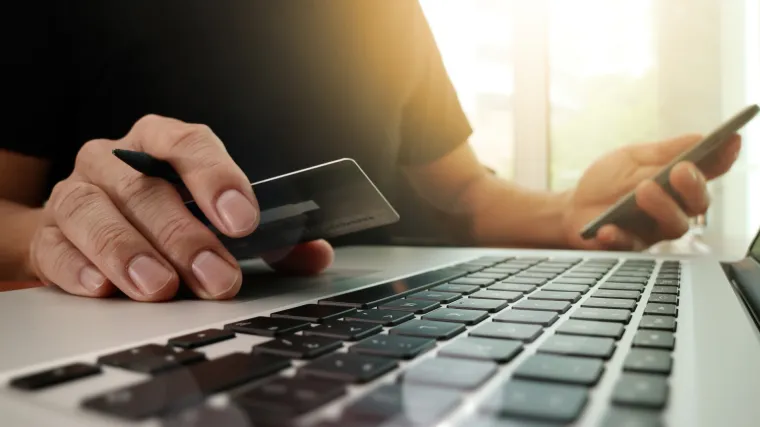 Iz banke upozoravaju na novu prijevaru: Na Facebooku se pojavio lažni nagradni natječaj