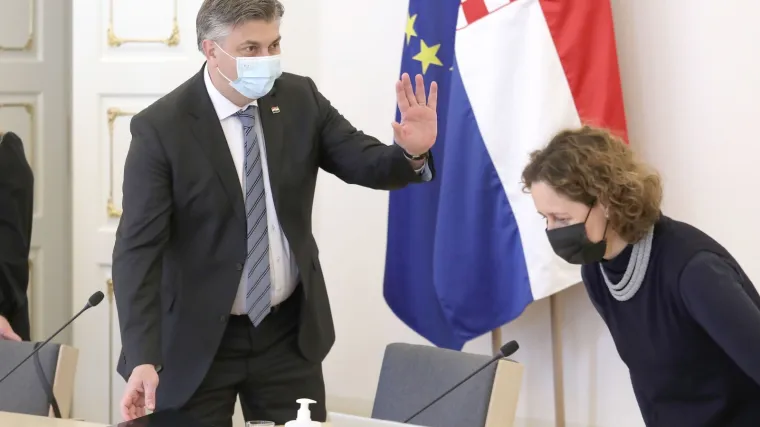 Ustavna stručnjakinja: 'Pojedine odredbe prijedloga Zakona o autorskom pravu i srodnim pravima nisu suglasne s Ustavom niti s pravnom stečevinom EU-a'