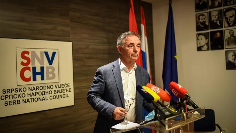 VIDEO Vučić pozvao Srbe u Hrvatskoj da izvjese zastavu, Pupovac: 'Neophodno je da Srbi u Hrvatskoj po&scaron;tuju zakone RH'