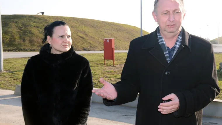 Gradonačelnik smjenjuje direktoricu koja je otkrila uhljebe. Cvrtila: 'Ako prijavi&scaron; kriminal, politika ti oduzme egzistenciju'