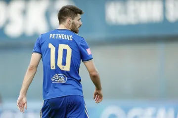 Petković uoči West Hama kritizirao novinare: 'Vama to više smeta nego meni'