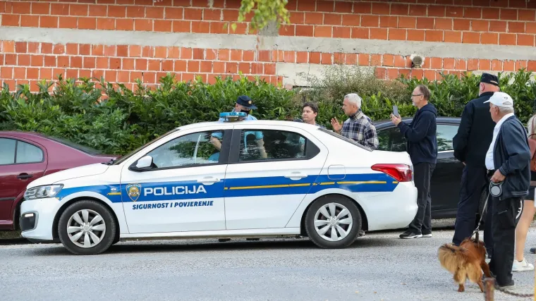 Policija objavila detalje: U Krapinskim Toplicama su do sad sankcionirali osam ljudi zbog prosvjeda antimaskera