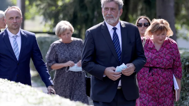 Fuchs o učeniku bez maske: 'To je tjeranje maka na konac. Jako je tužno da se dijete koristi za propagiranja ideja'