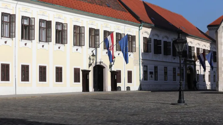 Obnova za odabrane: Ima se za Banske dvore, a za građane nema. Osjećaju se izigranima