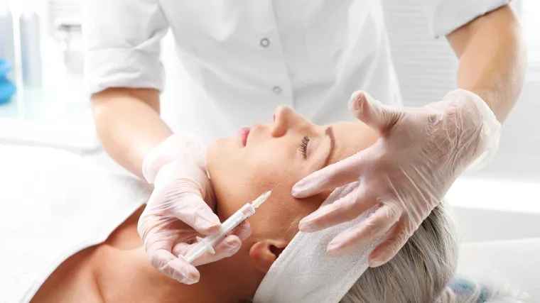 Botoxom protiv covida? Francuski znanstvenici tvrde da ovaj tretman pomlađivanja pomaže i &scaron;titi ljude od zaraze