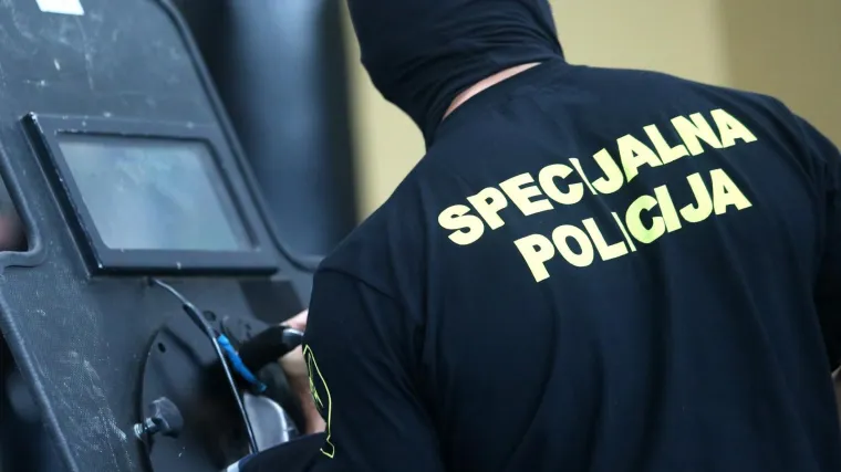 Biv&scaron;i specijalac bio je na roditeljskom kad je pijani tip izvadio nož: 'Nije to bilo ni&scaron;ta dramatično'