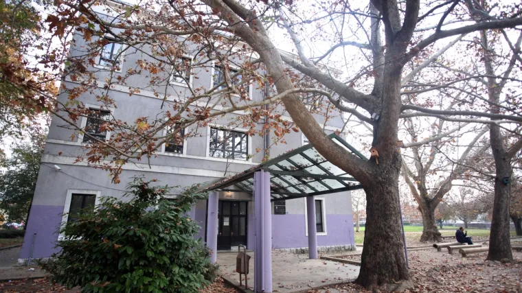 Bulj i Stožer tražili ukidanje no&scaron;enja maski, no učenici, učitelji i nastavnici u Sinju na nastavi su ipak s maskama