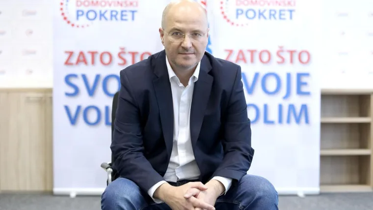 Šef Domovinskog pokreta živi u Osijeku, a prijavio se u Vukovaru. Tako je uštedio više od 113 tisuća kuna prireza