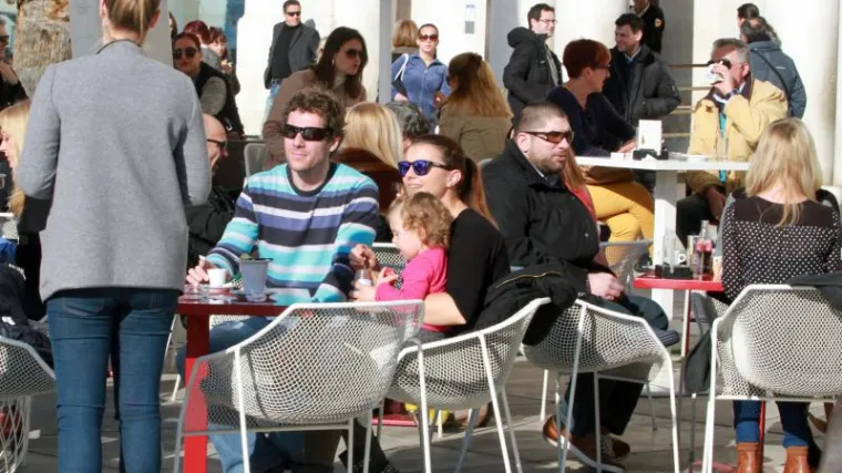 Novi tjedan započeli smo tmurno i ki&scaron;ovito, ali kraj tjedna trebao bi biti sunčaniji - evo kada dolazi nova promjena vremena