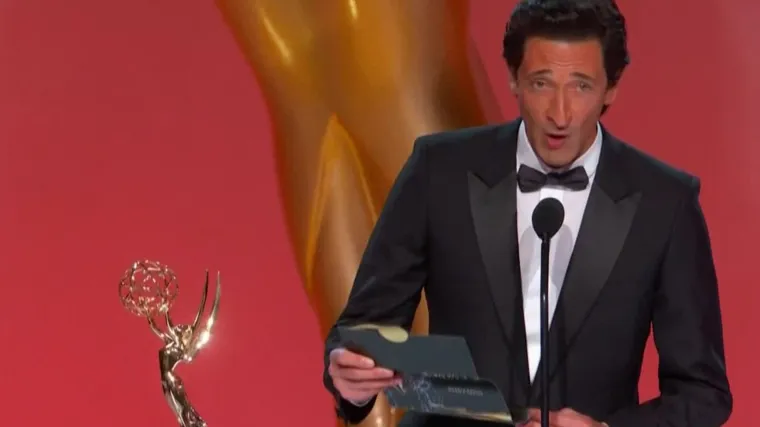 Tko je dominirao ceremonijom i crvenim tepihom i tko je ispisao povijest na dodjeli Emmyja