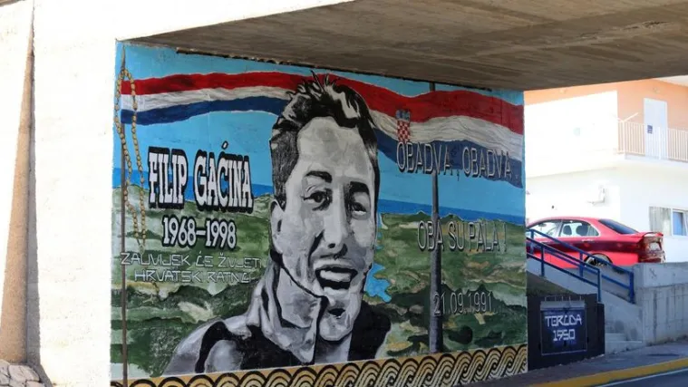 U Primo&scaron;tenu napravljen mural: 'Obadva, obadva, oba su pala!'