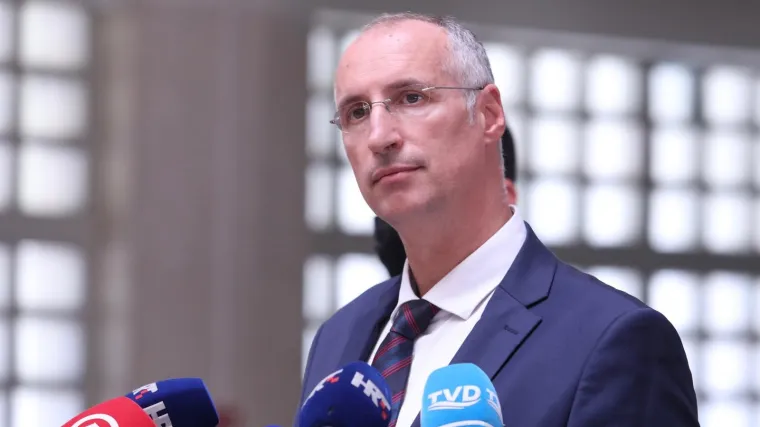 U Gradskom vijeću u Splitu plju&scaron;tale optužbe, zazivali su se novi izbori: 'Ujedinili su se s HDZ-om i Kerumom!'