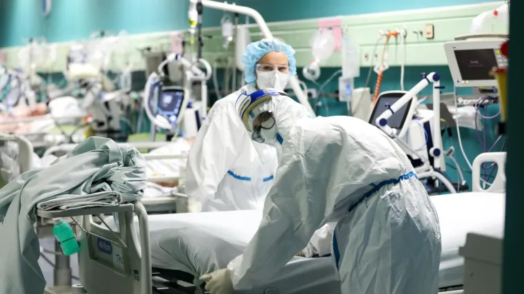 U Hrvatskoj danas 1373 novih slučajeva zaraze koronavirusom, preminulo je 15 osoba