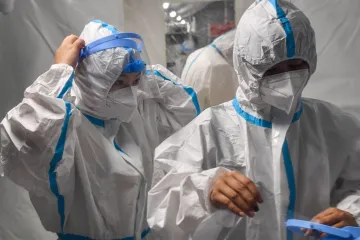 Pandemija se bliži kraju? Stručnjaci otkrili što nas očekuje u idućih šest mjeseci: 'Pripremite se na stisku'