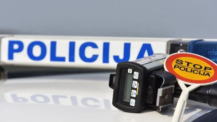 Divaltovom ulicom u Osijeku jurcao 130 kilometara na sat