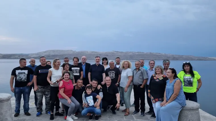 &Scaron;koro je na 'turneji istine', druži se s nekada&scaron;njim članovima DP-a: 'Istina će doći do svakog čovjeka. Nećemo stati'