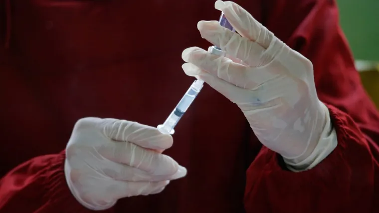 Slovenska infektologinja o te&scaron;kom stanju mlade djevojke: 'Ne bismo trebali vi&scaron;e riskirati i upotrebljavati to cjepivo'